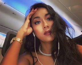 日韩写真在线视频,窥探时尚潮流的私密视角